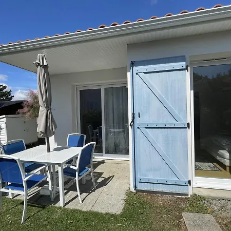Maisonnette 4 Pers Avec Terrasse Privee Et Acces Piscine, Proche Ocean - *