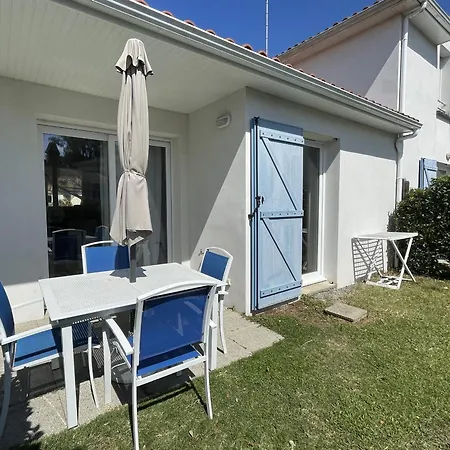 Maisonnette 4 Pers Avec Terrasse Privee Et Acces Piscine, Proche Ocean - Ferienhaus