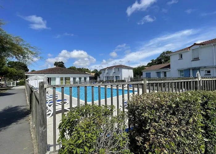 Maisonnette 4 Pers Avec Terrasse Privee Et Acces Piscine, Proche Ocean - - Fr-1-364-102 펜션